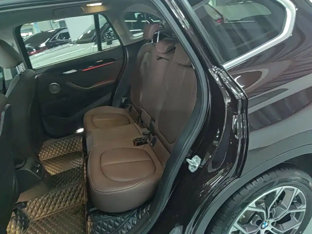 BMW X1 — миниатюра 17