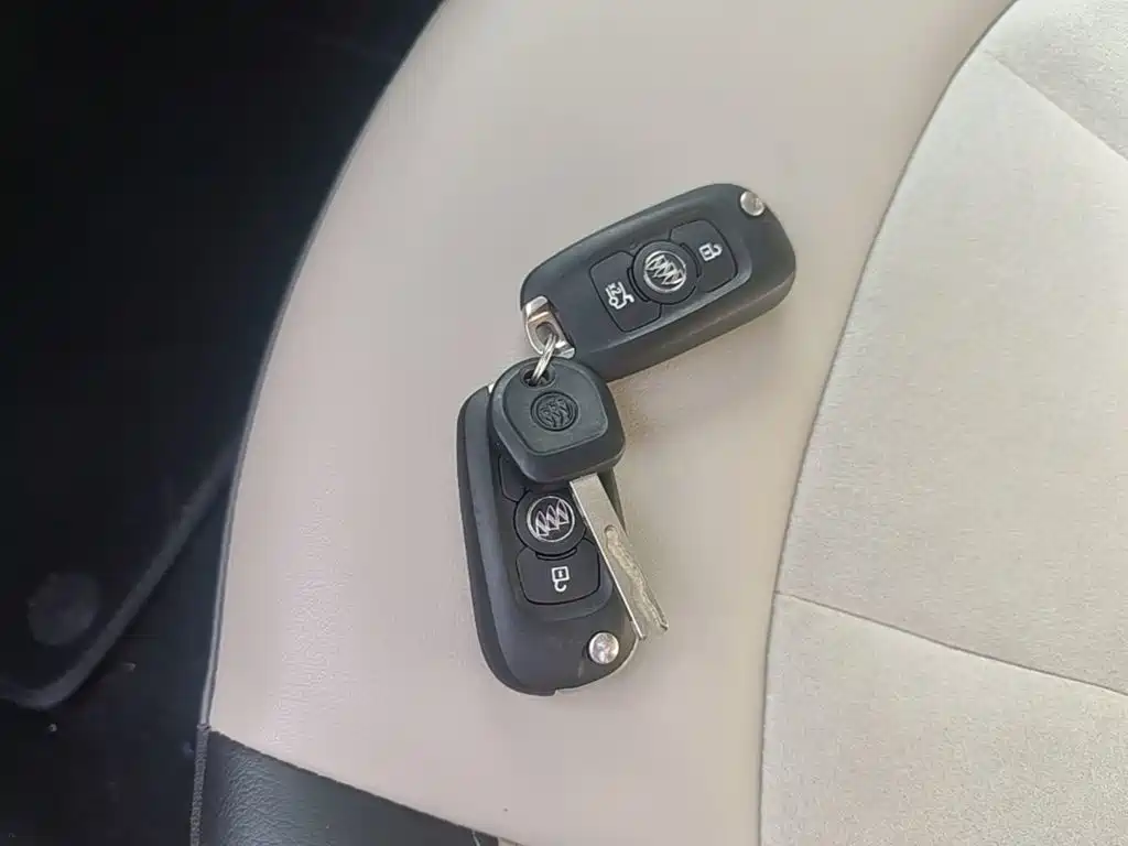 Buick Verano — миниатюра 9