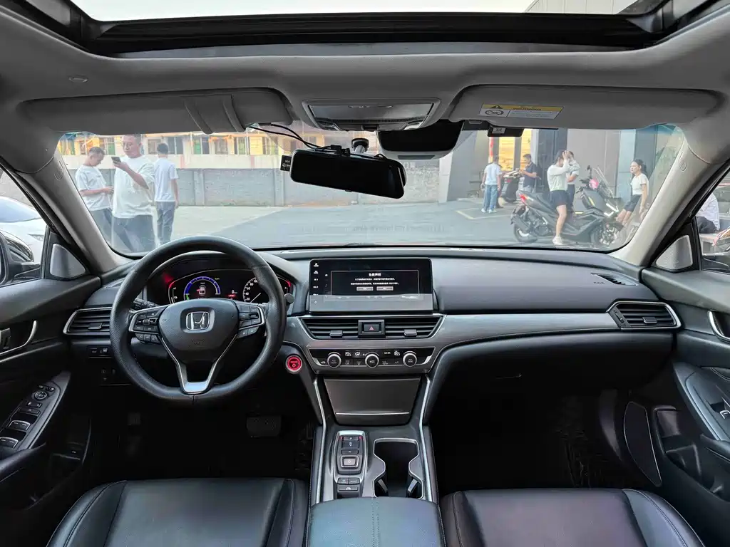 Honda Accord — миниатюра 5