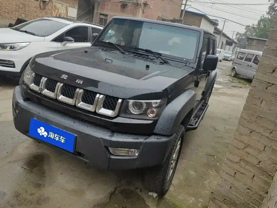 BAIC BJ40 2016 40L 2.0T MT Luxury