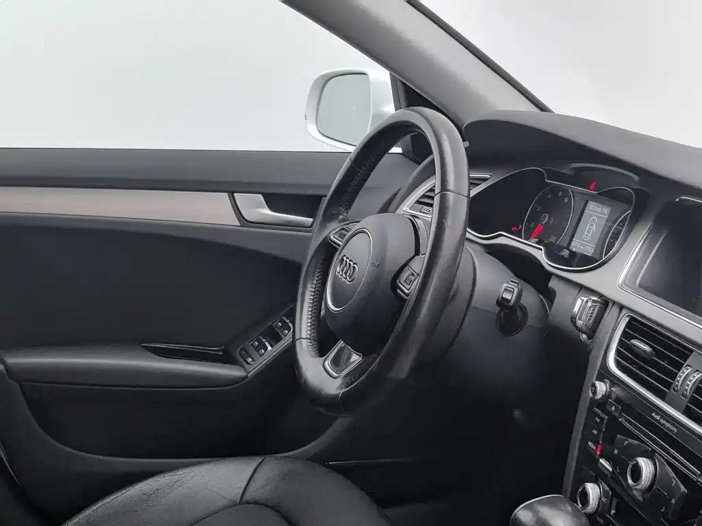 Audi A4L — миниатюра 22