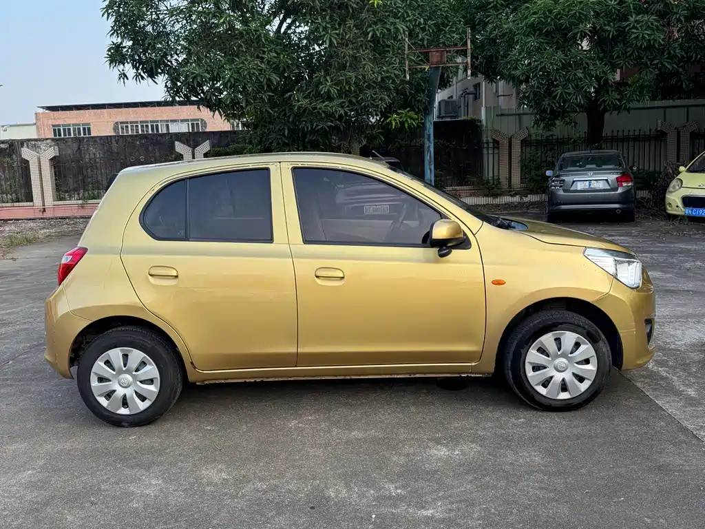 Venucia R30 — миниатюра 4