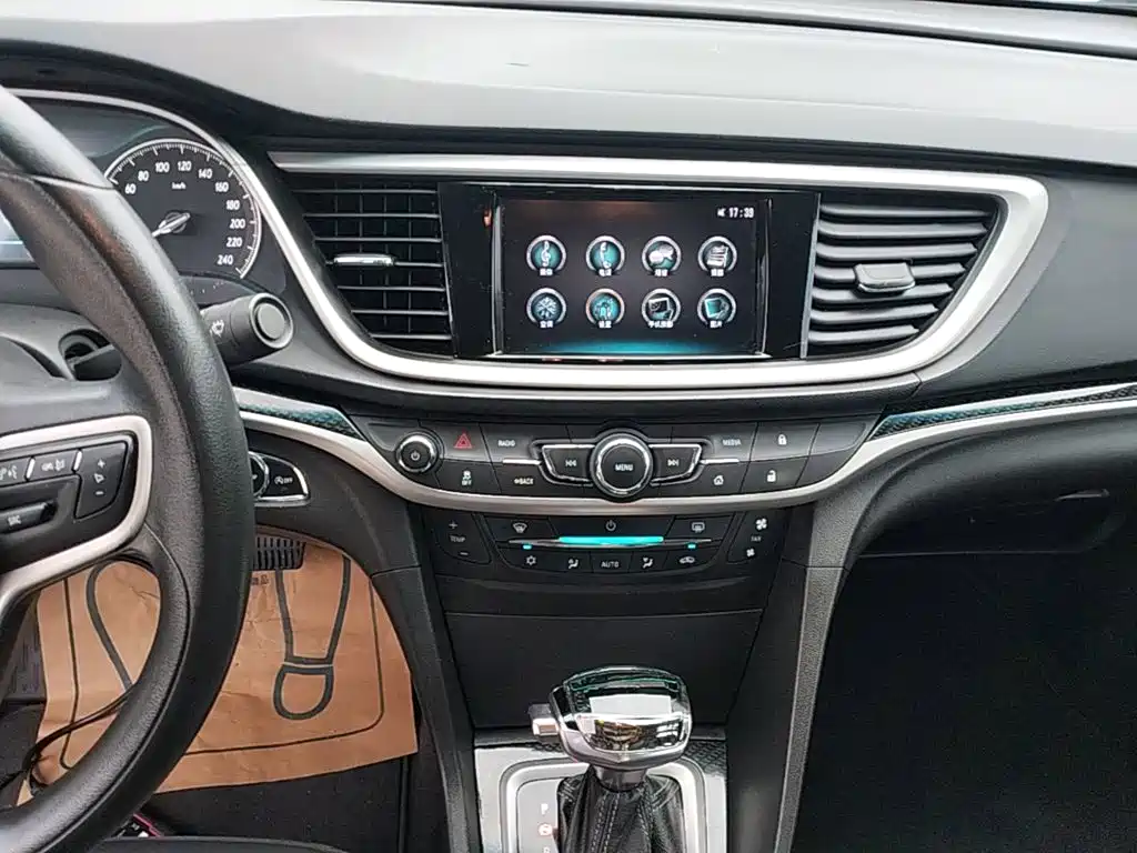 Buick Excelle — миниатюра 13