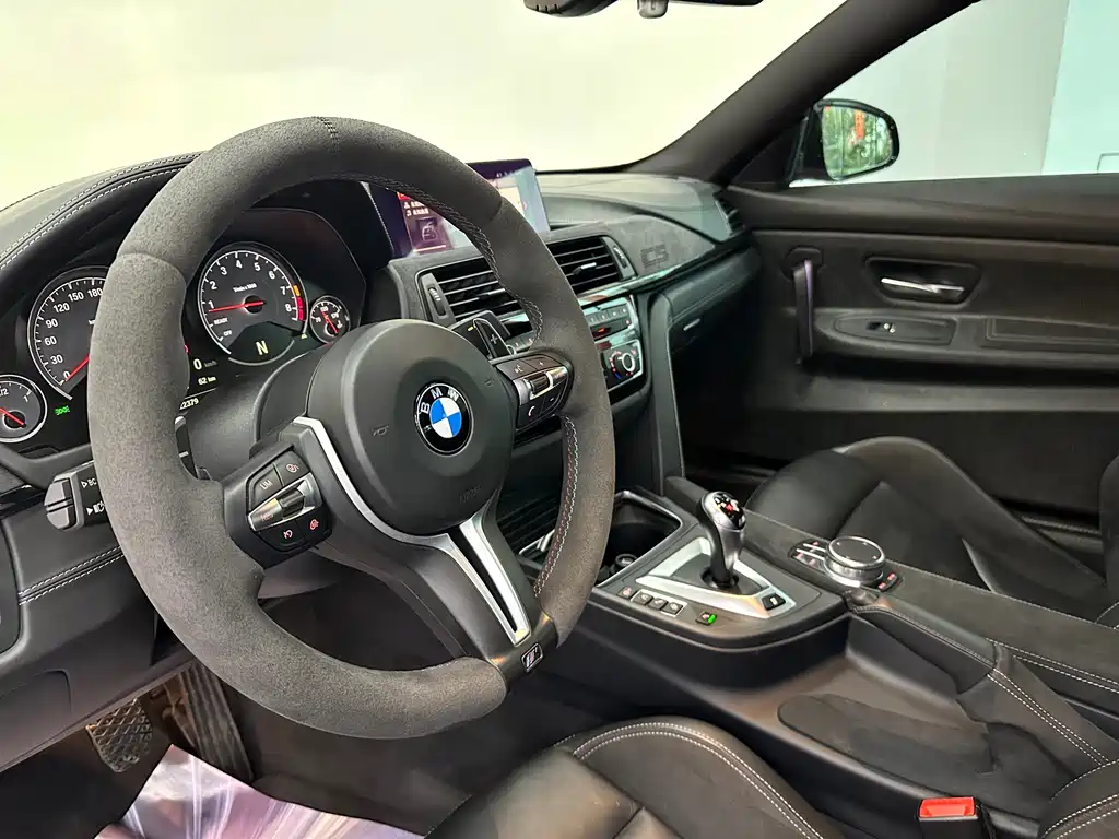 BMW M4 — миниатюра 18