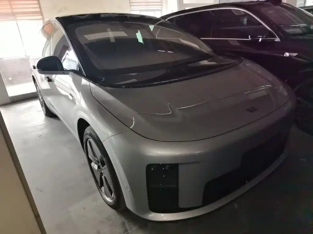 Li Auto Li i8 — миниатюра 4