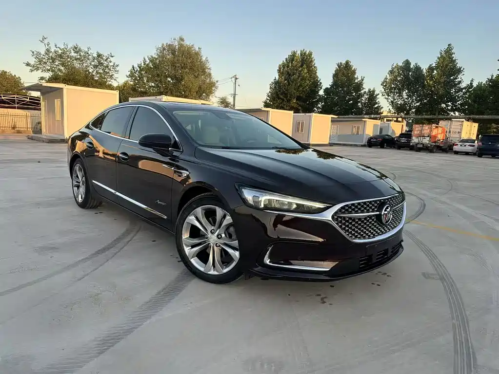 Buick LaCrosse — миниатюра 3