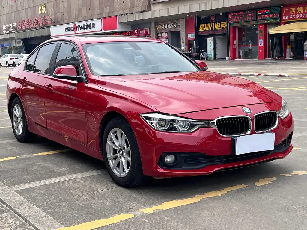 BMW 3 Series — миниатюра 3