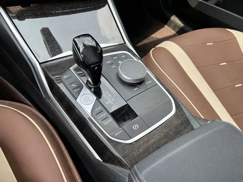 BMW 3 Series — миниатюра 4