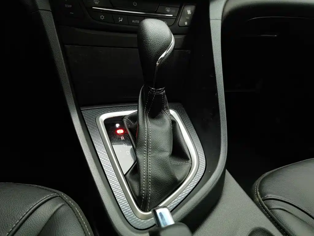 Buick Excelle — миниатюра 13