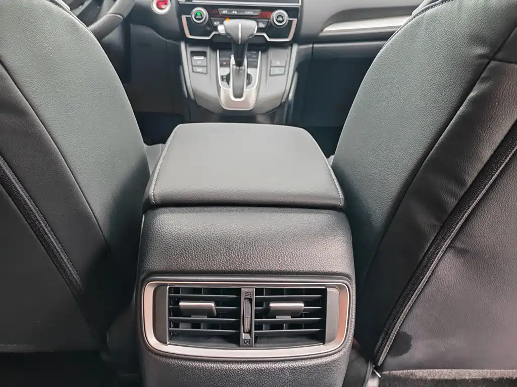 Honda CR-V - фото 15