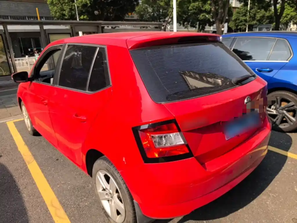 Skoda Fabia — миниатюра 5