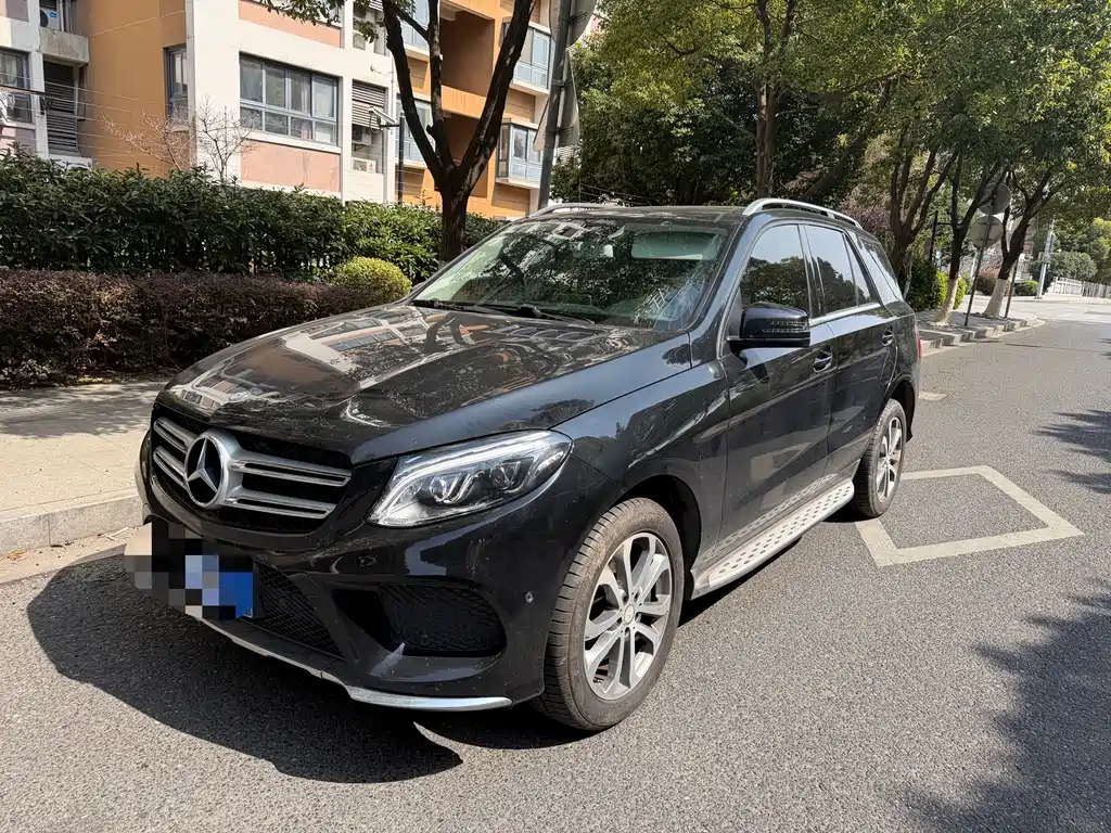 Mercedes-Benz GLE 2016