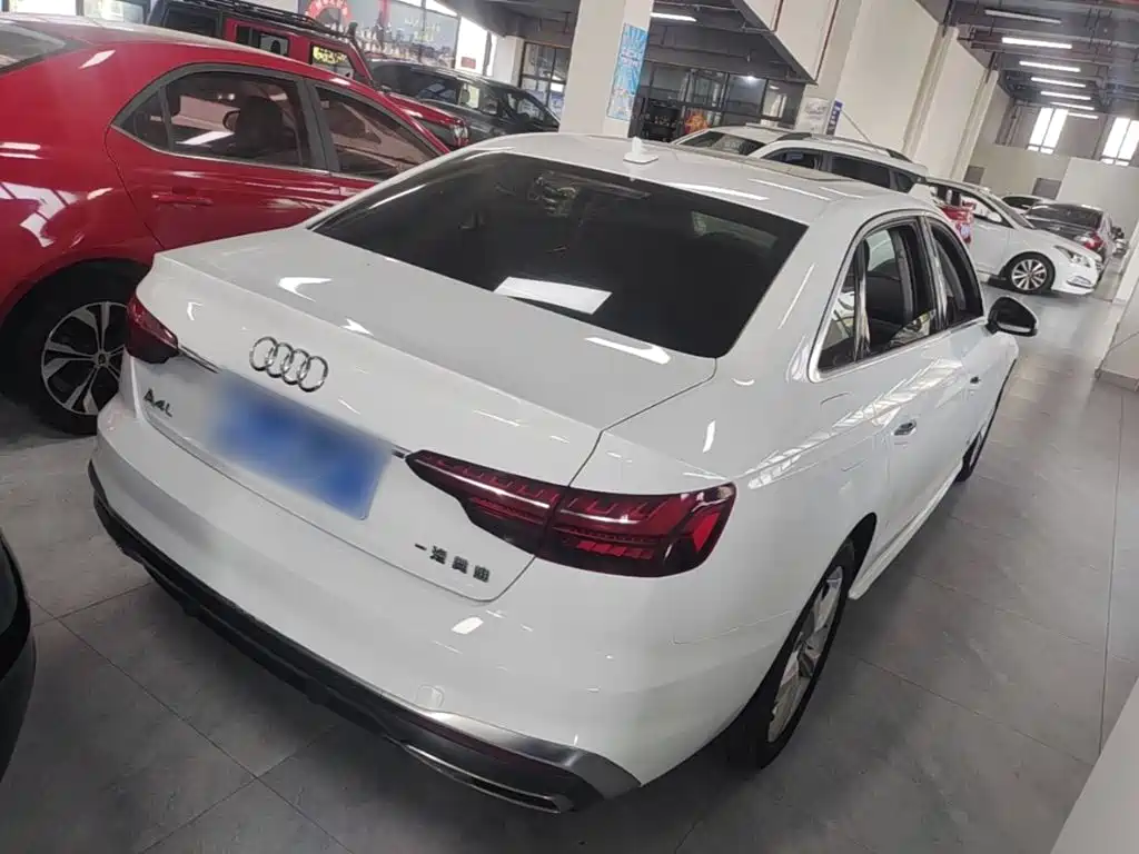 Audi A4L — миниатюра 7