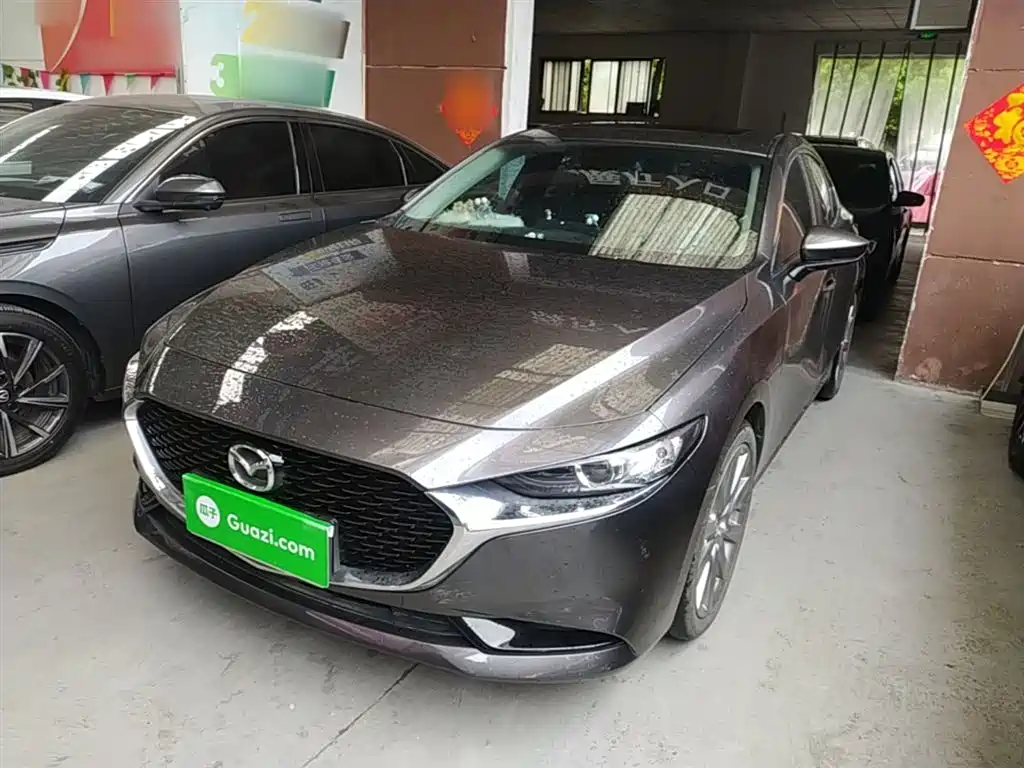 Mazda 3 Axela 2023
