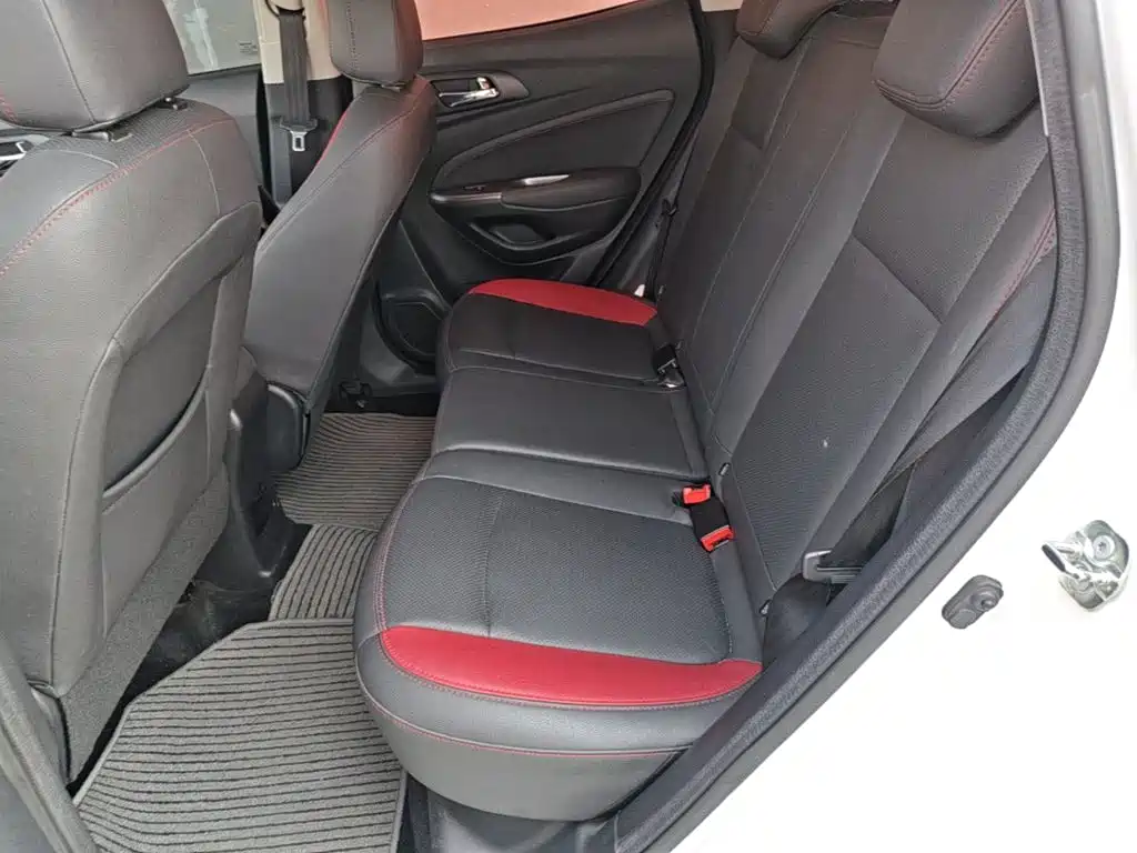 Changan CS15 — миниатюра 17