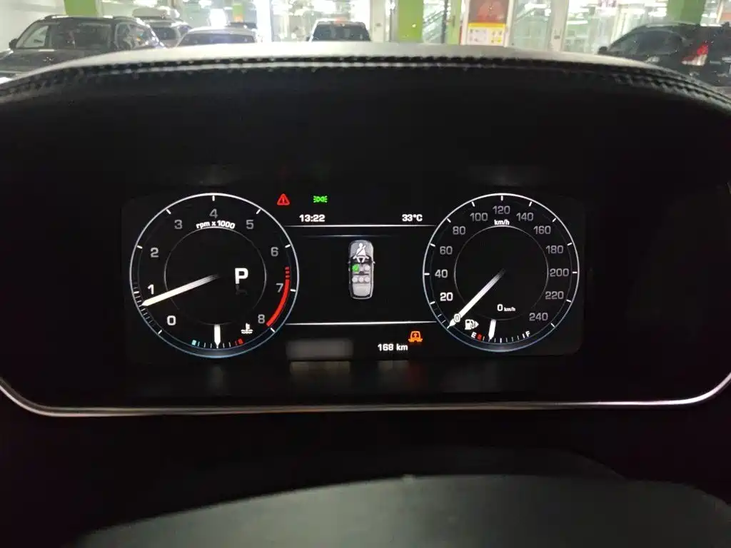 Land Rover Range Rover — миниатюра 4