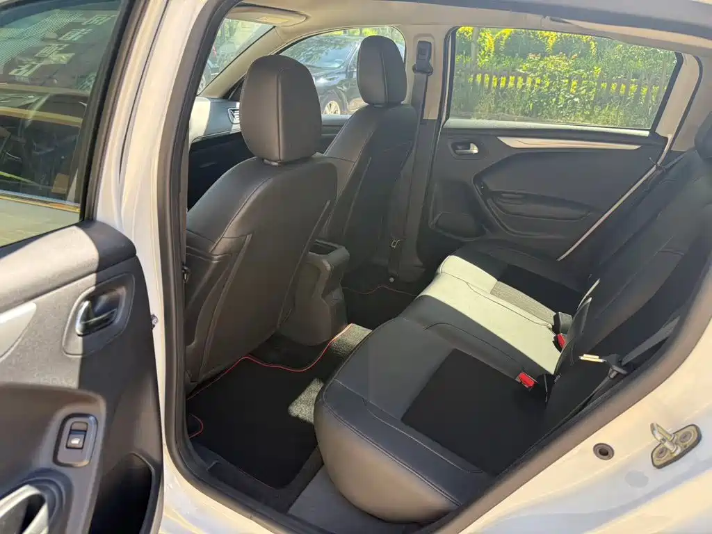 Citroen C3-XR — миниатюра 9