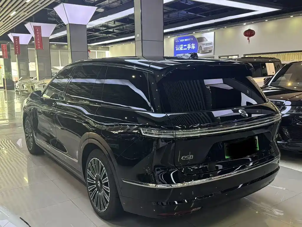 NIO ES8 — миниатюра 11