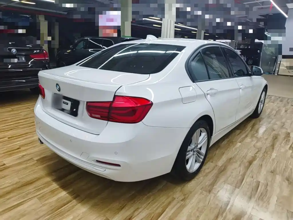 BMW 3 Series — миниатюра 7