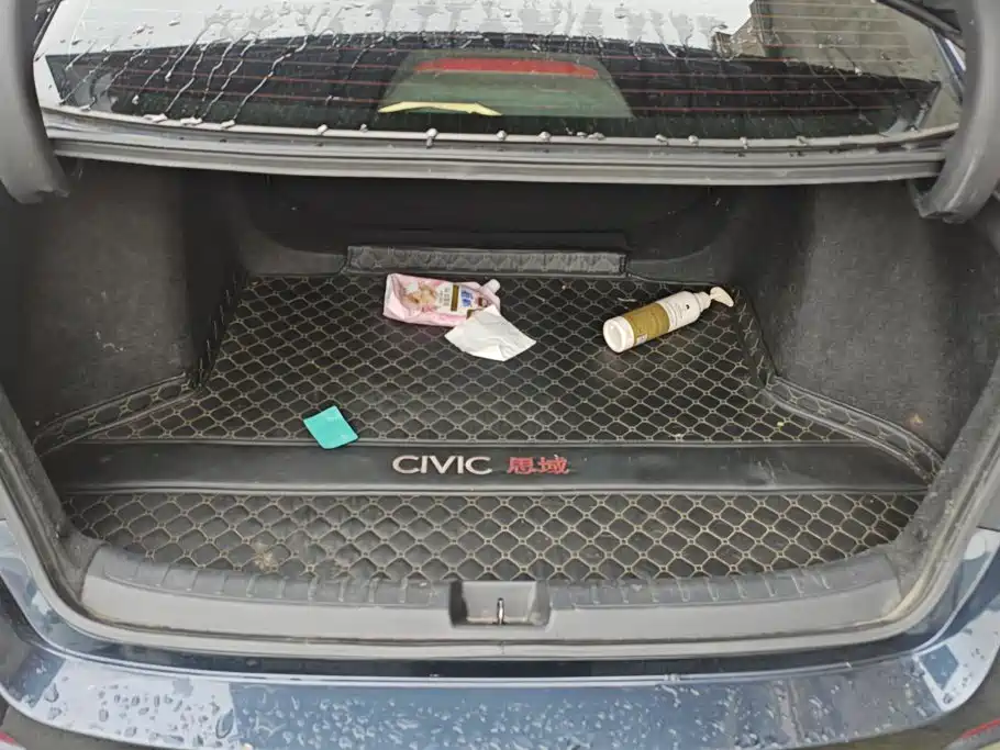 Honda Civic — миниатюра 4