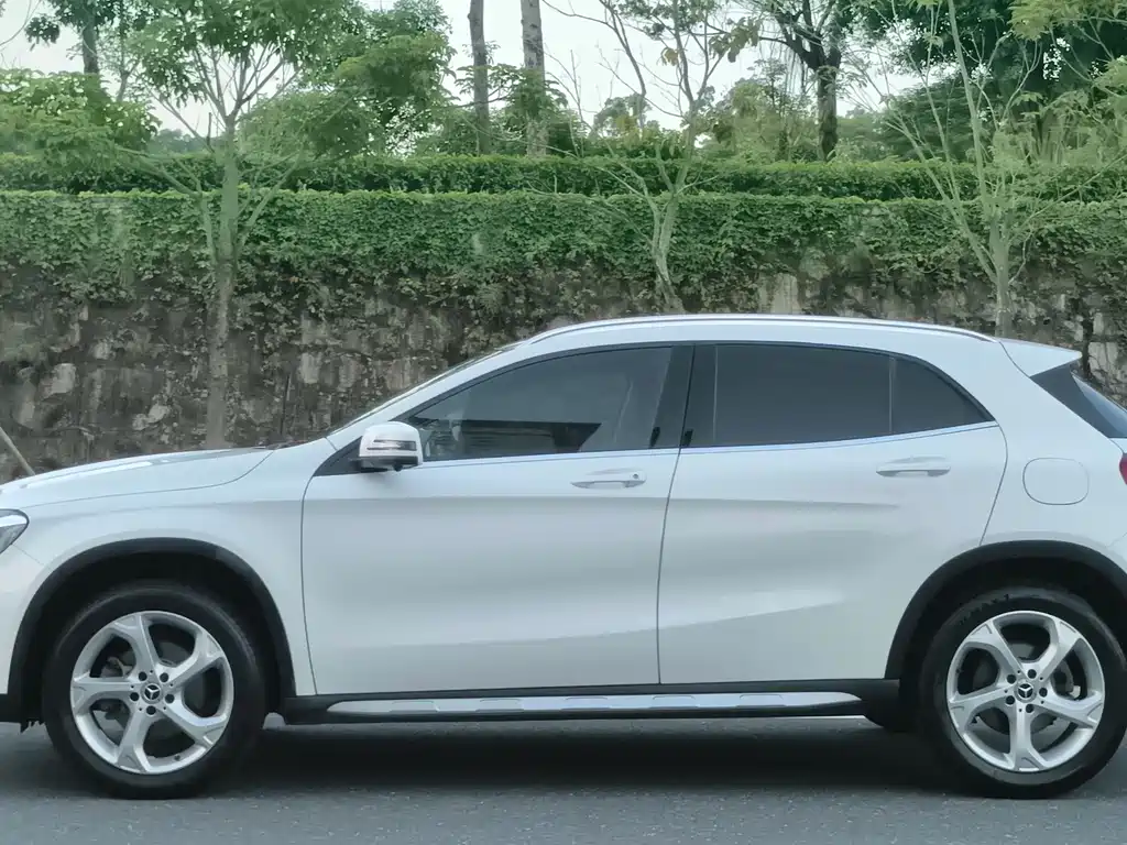 Mercedes-Benz GLA — миниатюра 4