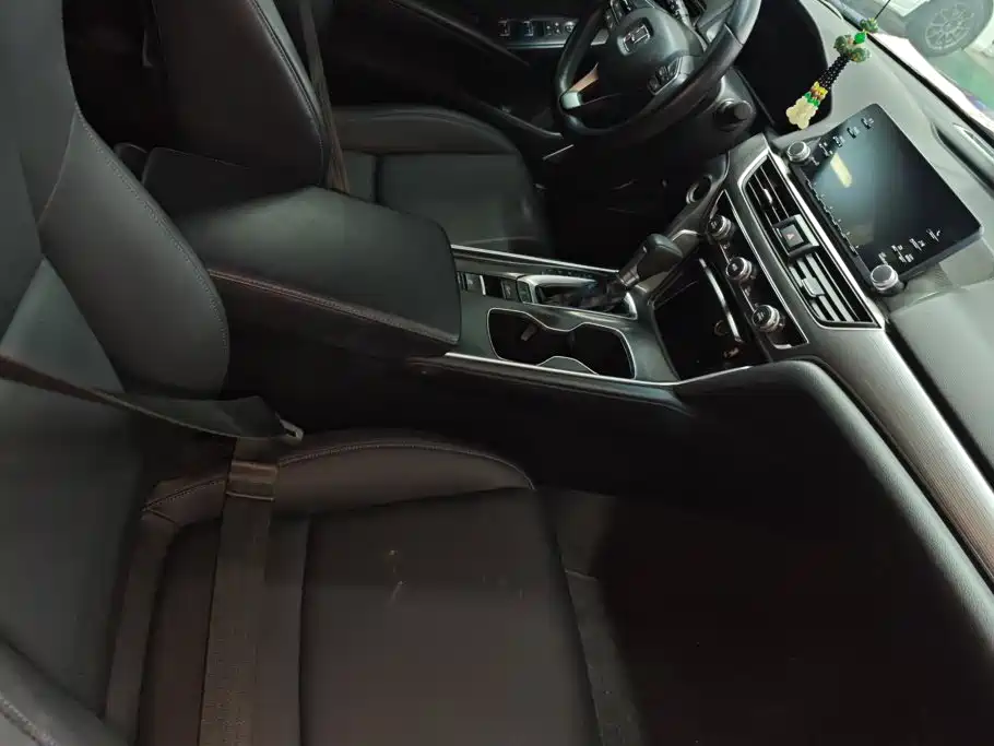 Honda Accord — миниатюра 8
