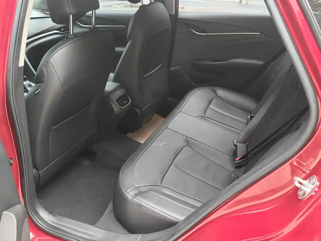 Buick Excelle — миниатюра 10
