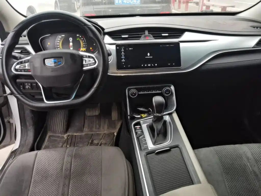 Geely Binrui — миниатюра 10