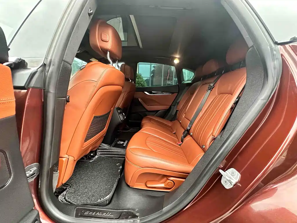 Maserati Levante — миниатюра 13