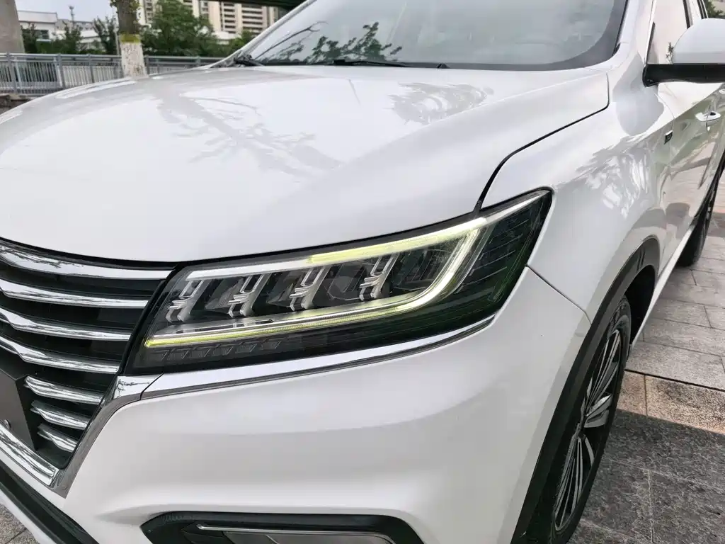 Roewe RX5 — миниатюра 4