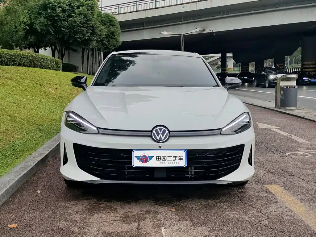 Volkswagen Lamando — миниатюра 2