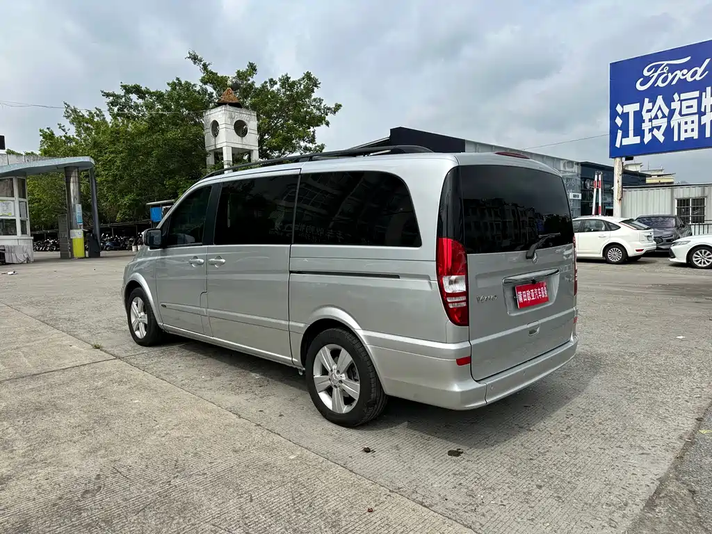 Mercedes-Benz Viano — миниатюра 6
