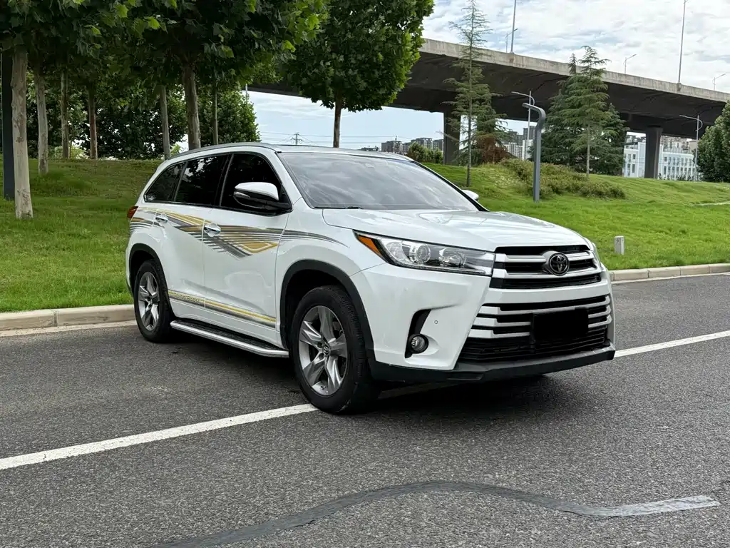 Toyota Highlander — миниатюра 3