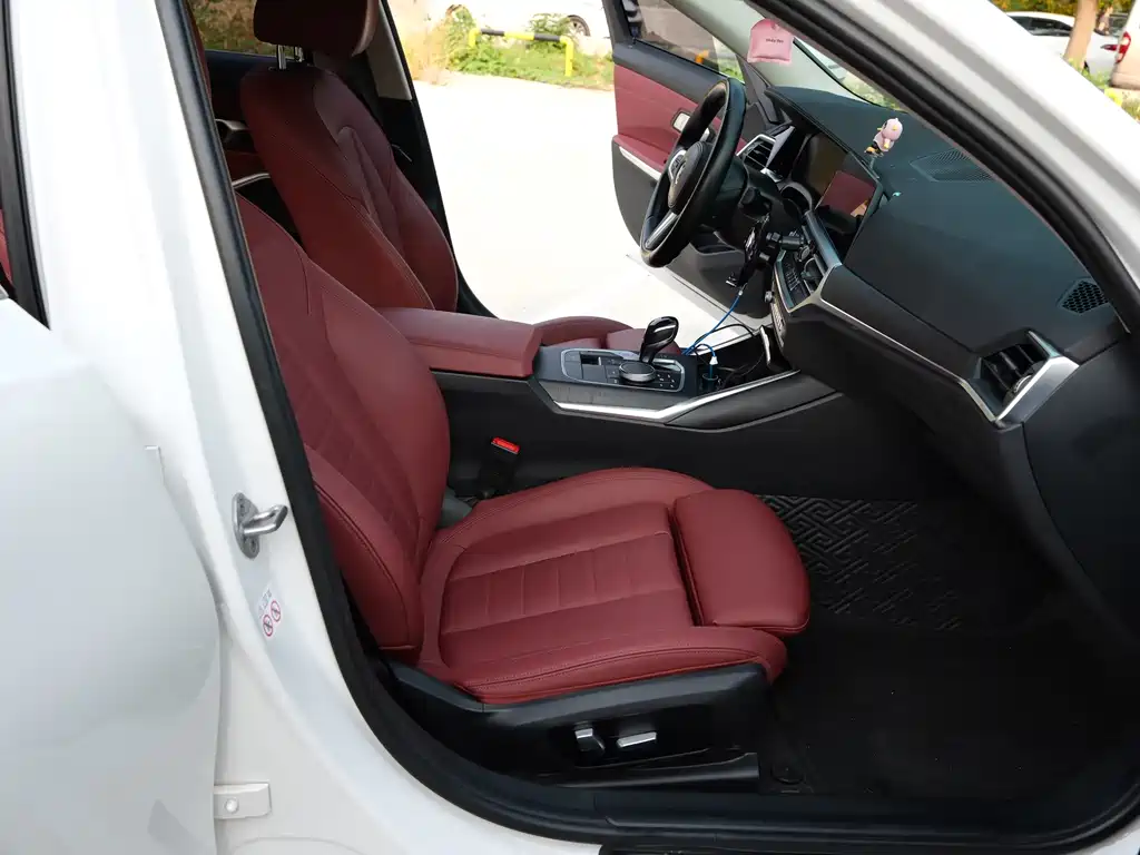 BMW 3 Series — миниатюра 9