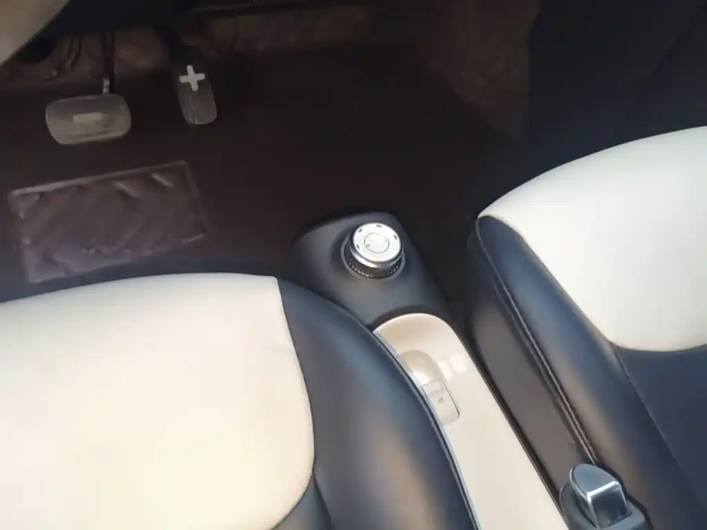 Wuling MINIEV — миниатюра 14
