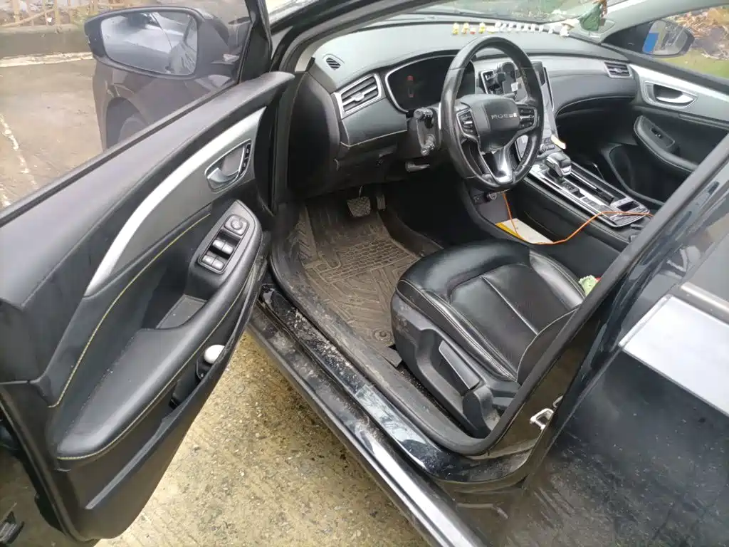 Roewe i6 MAX — миниатюра 14