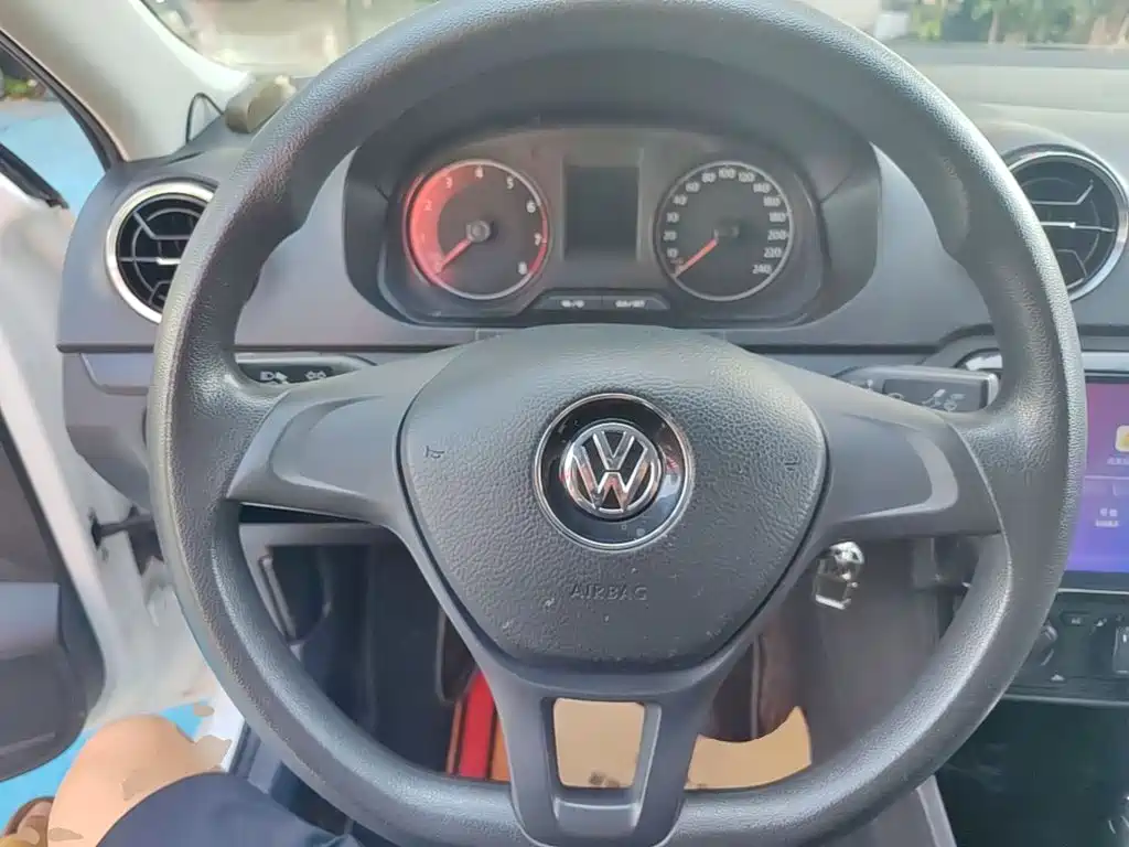 Volkswagen Jetta — миниатюра 11