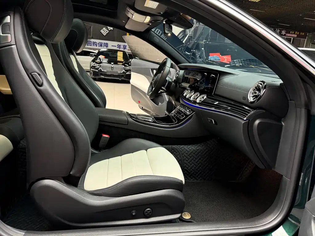 Mercedes-Benz E-Class (Import) — миниатюра 19