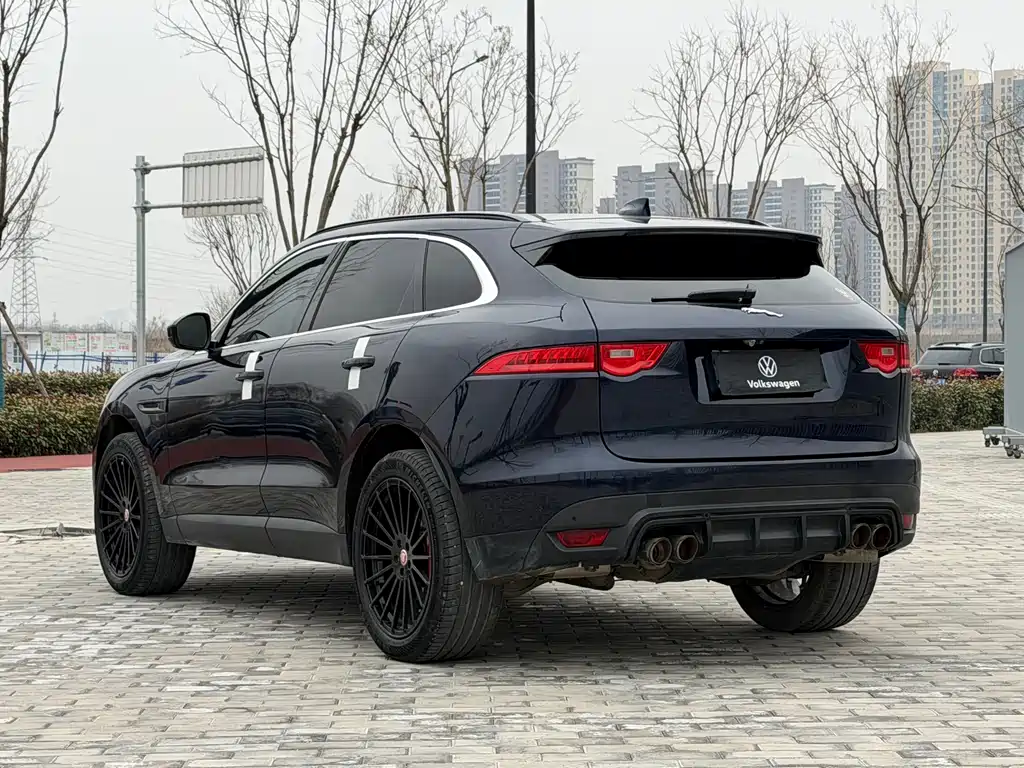 Jaguar F-Pace 2019 2.0T Premium