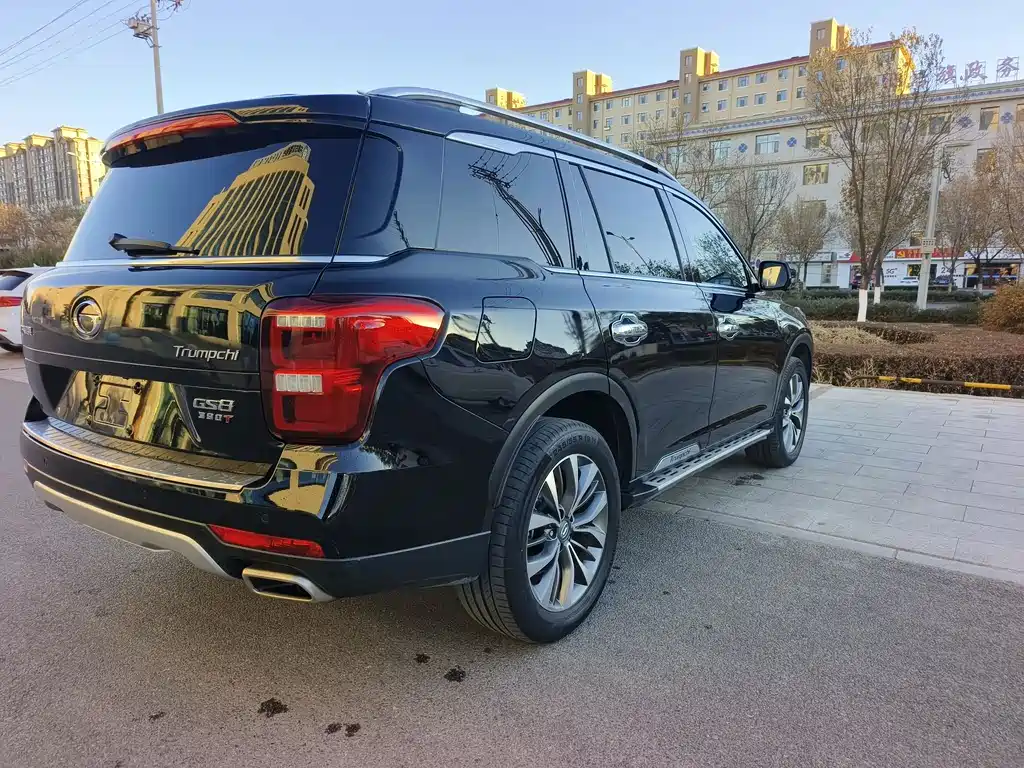 GAC TRUMPCHI GS8
