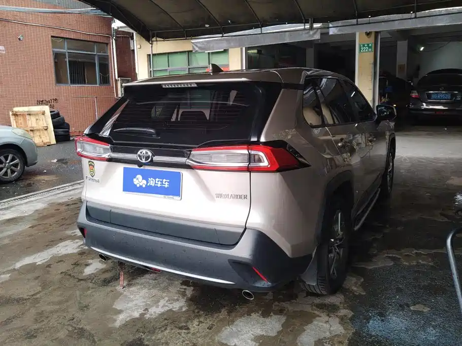 Toyota Wildlander — миниатюра 3