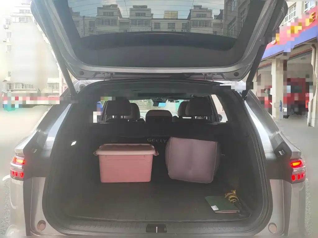 Geely Xingyue L — миниатюра 15