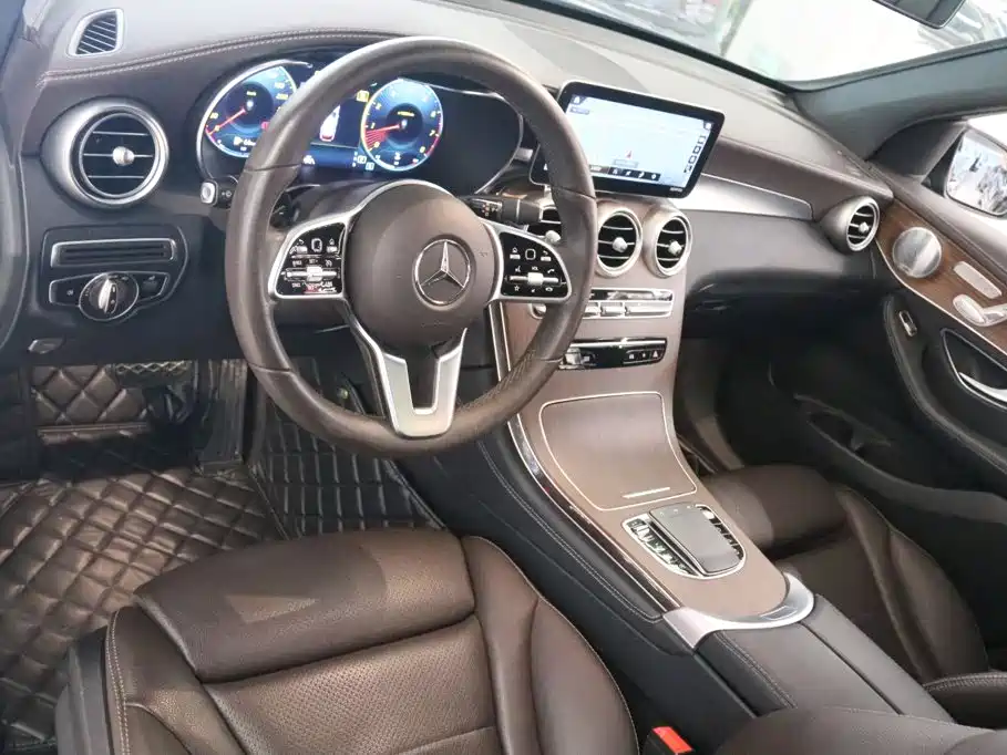 Mercedes-Benz GLC — миниатюра 11