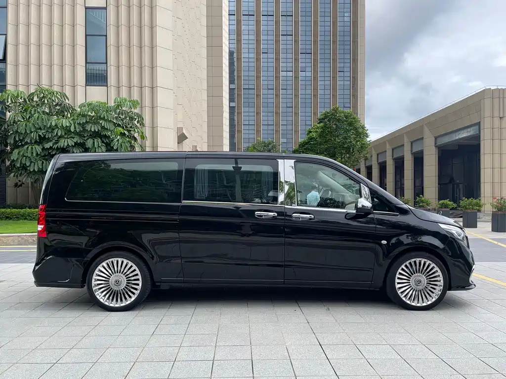 Mercedes-Benz Vito — миниатюра 6