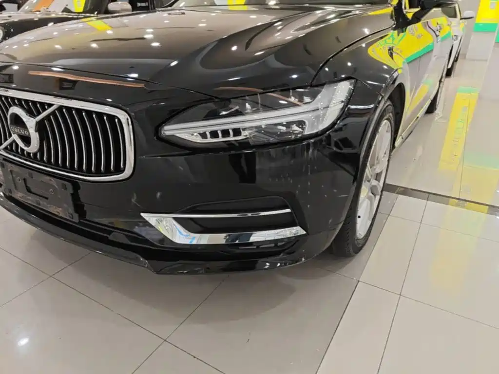 Volvo S90 — миниатюра 24