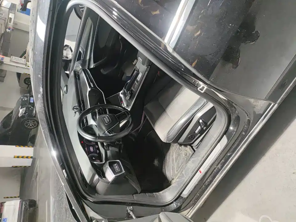 Audi A6L — миниатюра 5