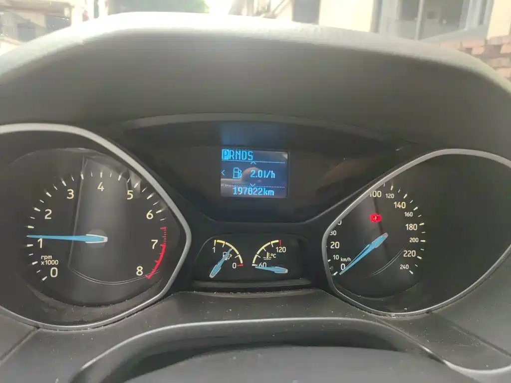 Ford Focus — миниатюра 8