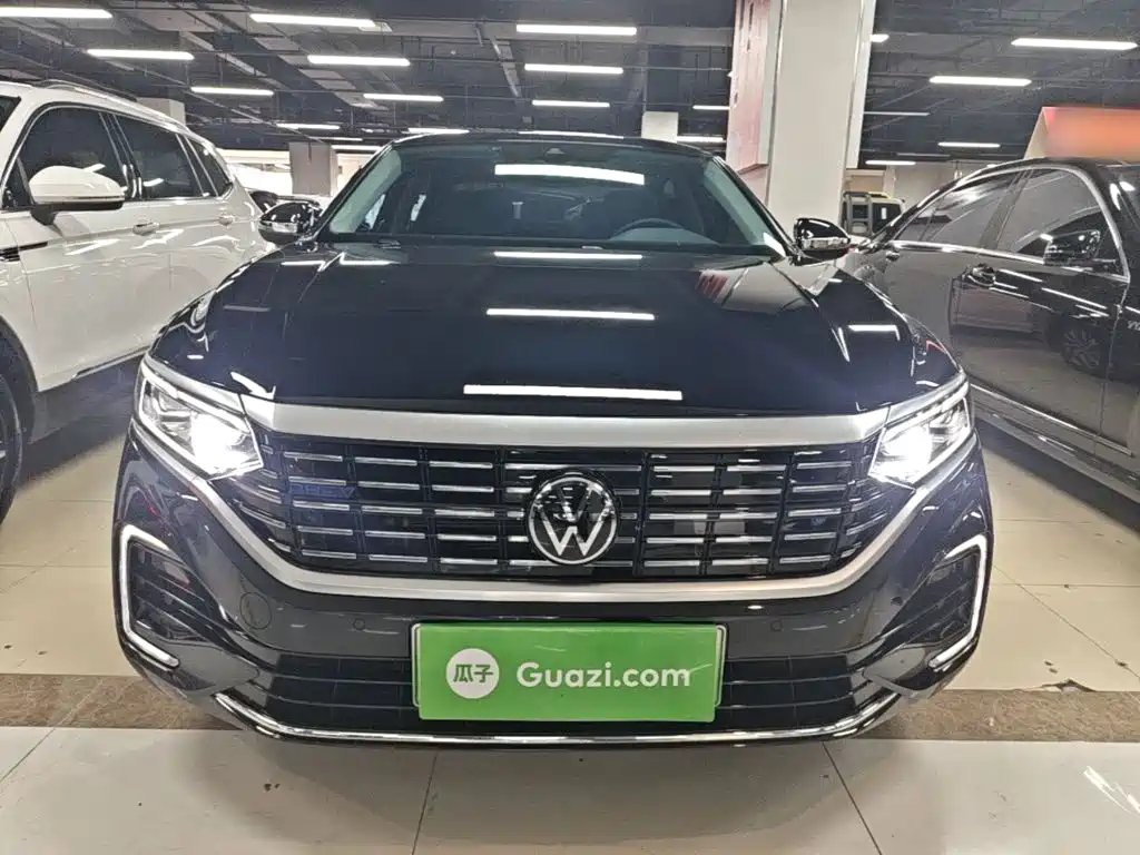 Volkswagen Passat PHEV — миниатюра 3