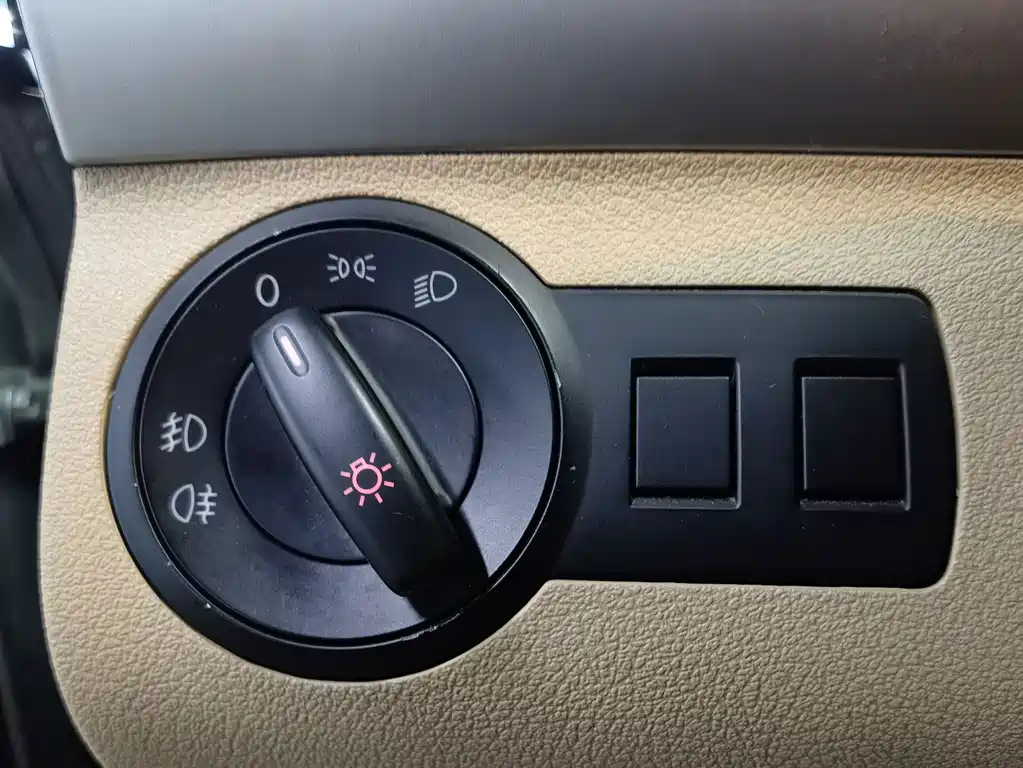 Volkswagen Touran — миниатюра 12