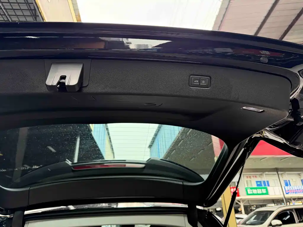 Audi Q7 — миниатюра 27
